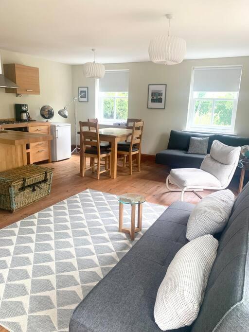 Delightful Ely House Bright And Warm With Cathedral View Apartment Ngoại thất bức ảnh