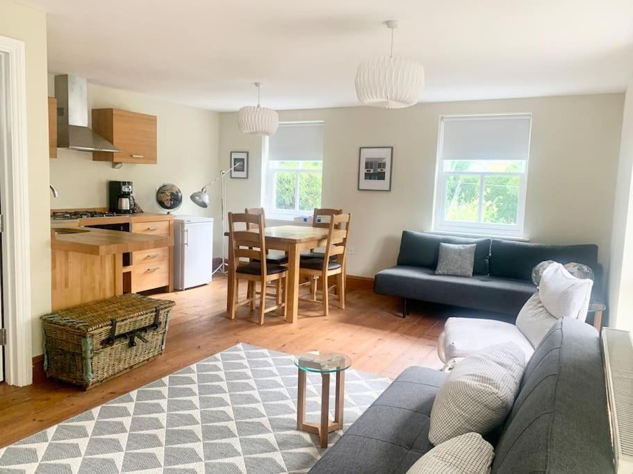 Delightful Ely House Bright And Warm With Cathedral View Apartment Ngoại thất bức ảnh